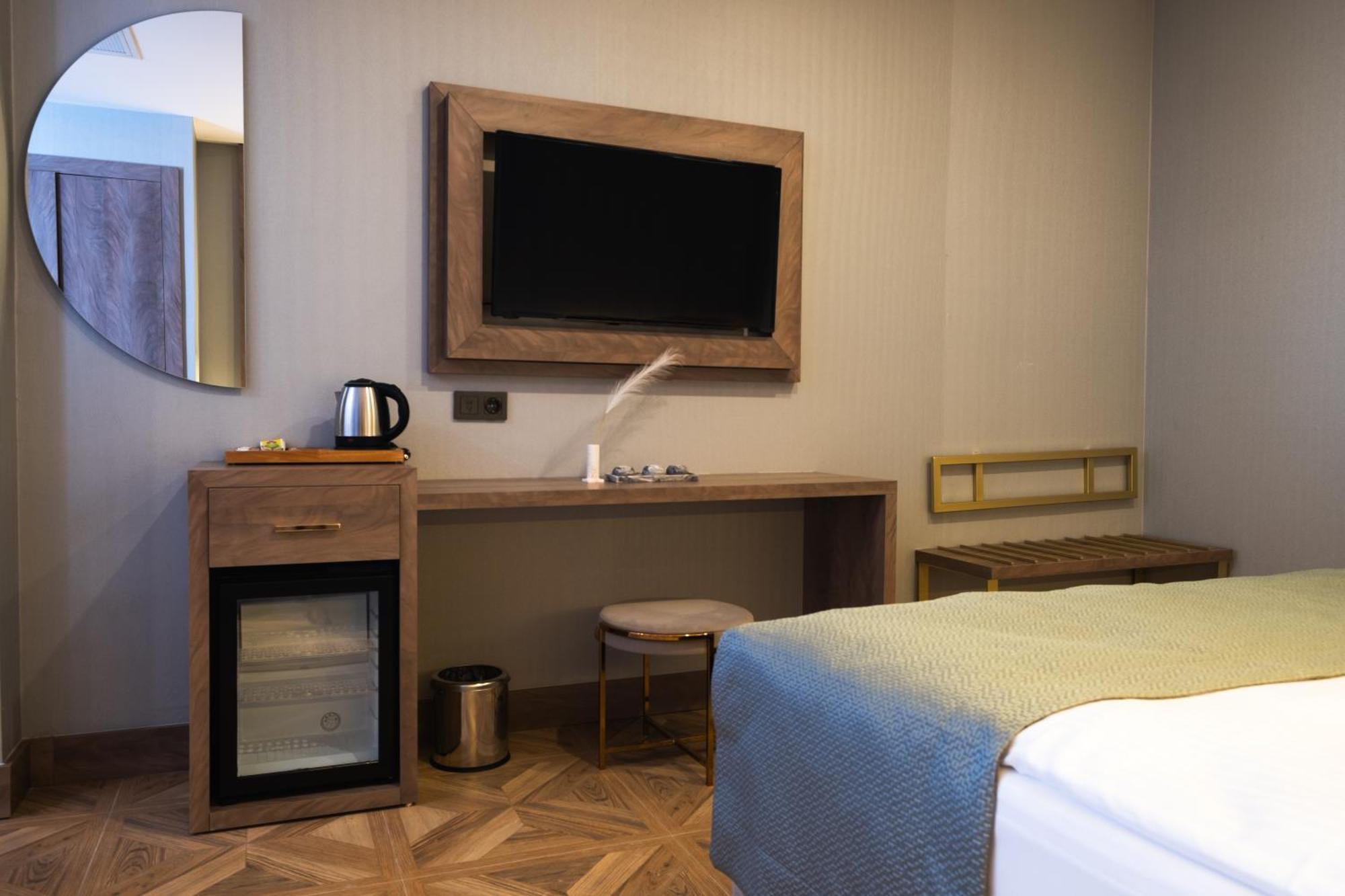 Buke Hotel Bomonti Istanbul Exterior photo